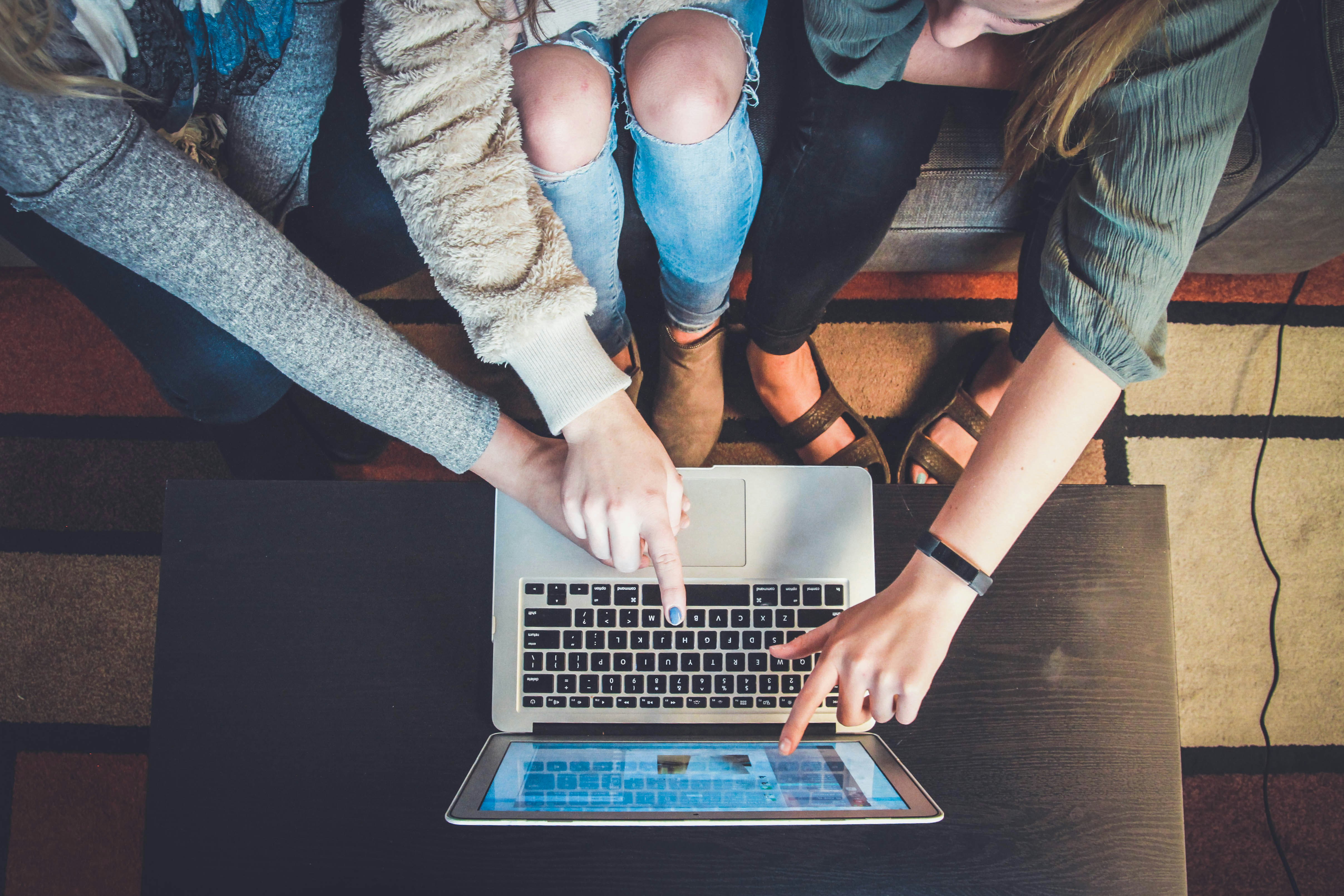 Getting Ready to Launch a Successful Online Business with PhrasePhantoms